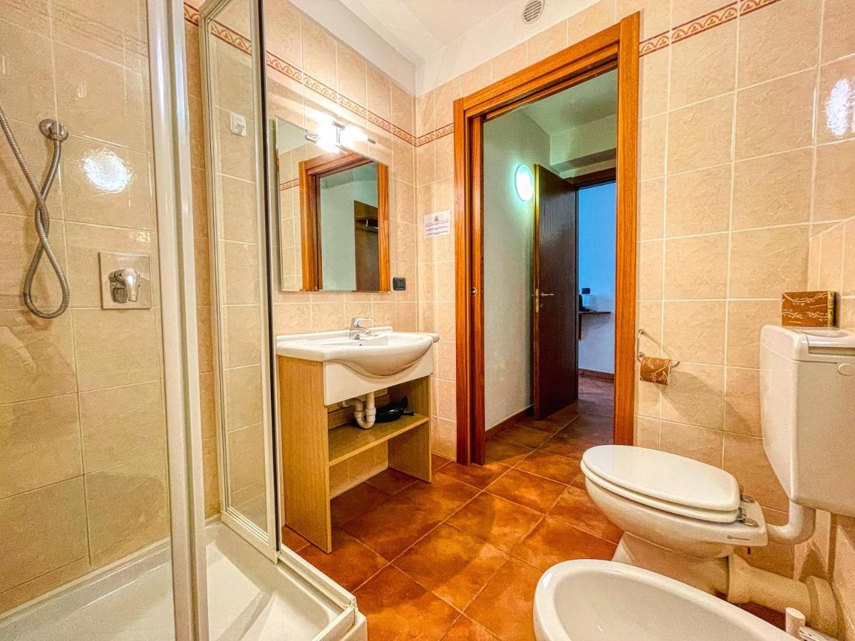Appartamento Smith Barbera - Affitti Brevi Italia Bardonecchia Bagian luar foto